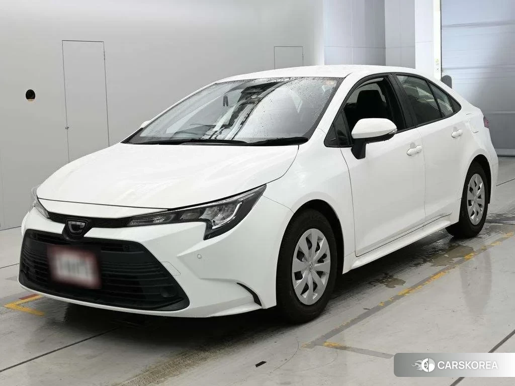 Toyota Corolla 2023 из Японии