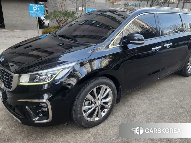 Kia The New Carnival 2019 Черный из Кореи