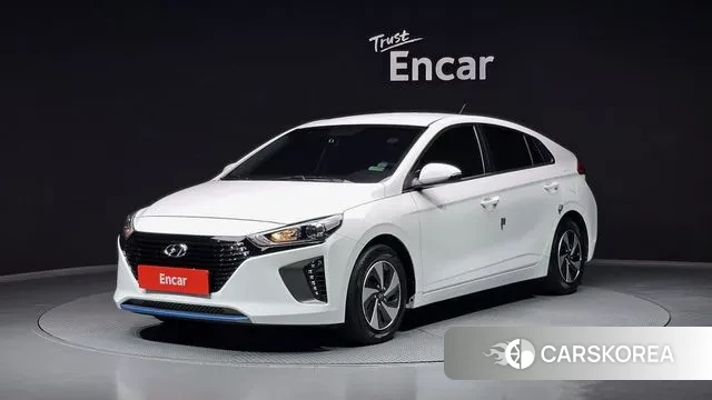 Hyundai Ionic Hybrid 2019 Белый из Кореи