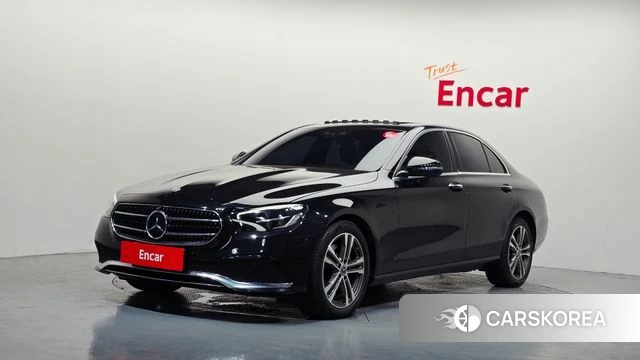 Mercedes-Benz E-Class W213 2023 Черный из Кореи