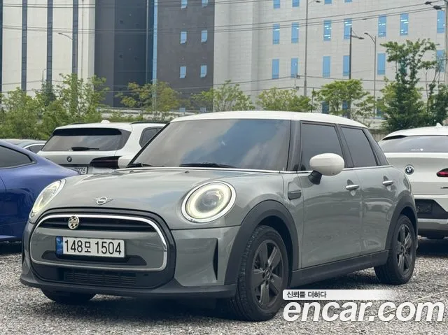 Mini Cooper 2022 Серебристо-серый из Кореи