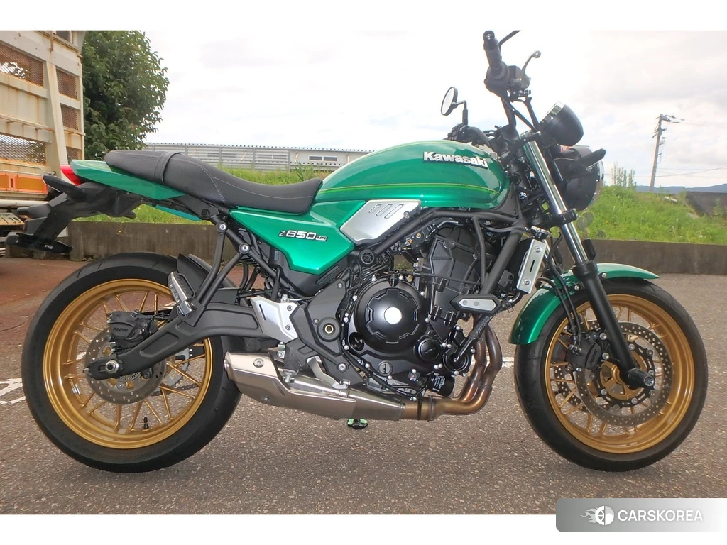 Проданный Kawasaki Z650RS 2023 из Японии