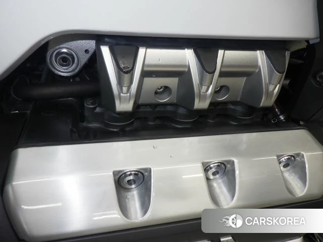 Engine photo