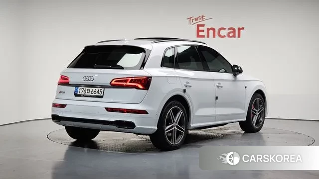 Audi SQ5 (FY) 2020 Белый из Кореи