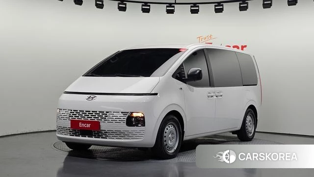 Hyundai Staria 2023 Белый из Кореи