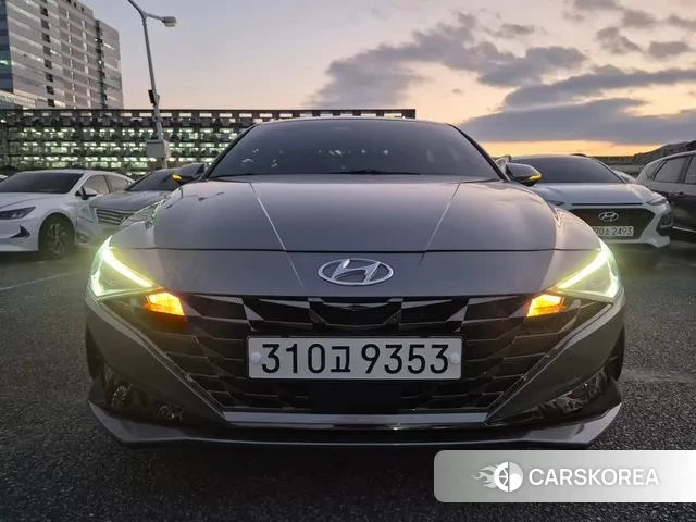 Hyundai Avante Hybrid (CN7) 2022 Серый из Кореи
