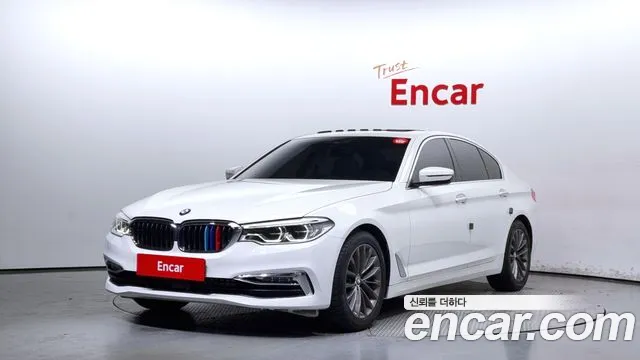 BMW 5 Series (G30) 2018 Белый из Кореи