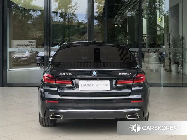 BMW 5 series 2022 Черный из Китая
