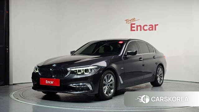 BMW 5 Series (G30) 2018 Серый из Кореи