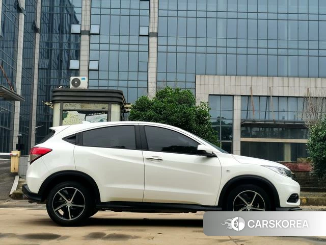 Honda Binzhi 2022 Белый из Китая