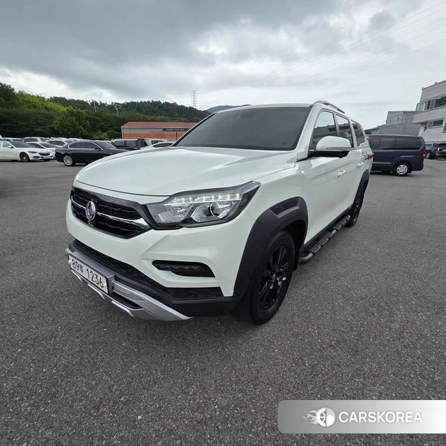 Ssangyong Rexton Sports 2021 Белый из Кореи