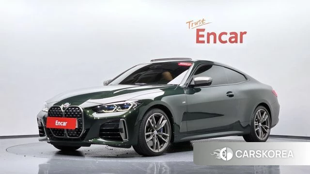 BMW 4 Series (G22) 2022 Темно-зеленый из Кореи