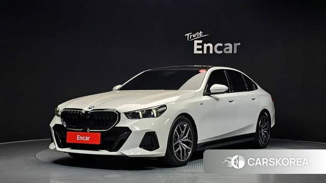 BMW 5 Series (G60) 2024 Белый из Кореи