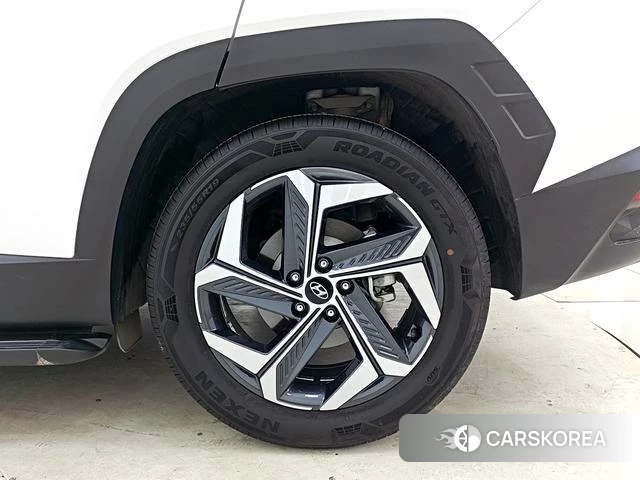 Hyundai Tucson 2021 Белый из Китая