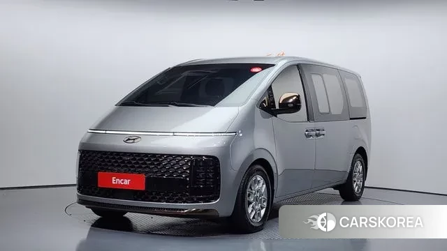 Hyundai Staria 2024 Серебристо-серый из Кореи