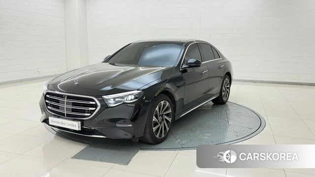 Mercedes-Benz E-Class W214 2024 Черный из Кореи