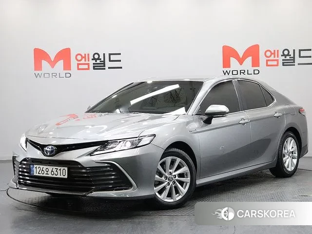 Toyota Camry (XV70) 2022 Серый из Кореи
