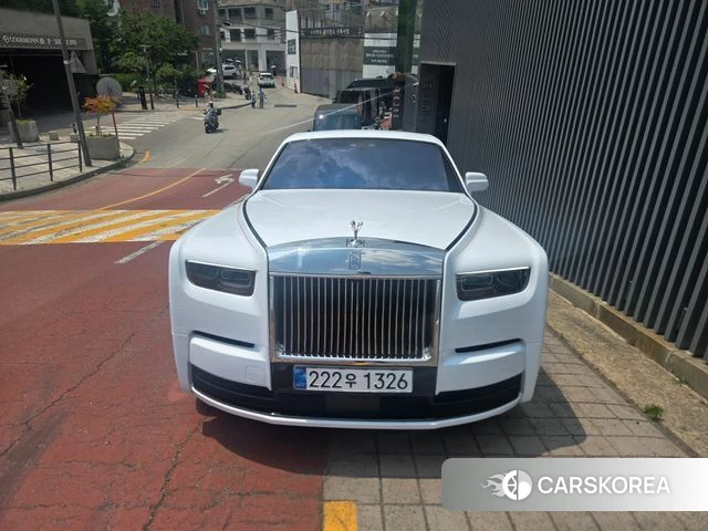 Rolls-Royce Phantom 2021 Белый из Кореи