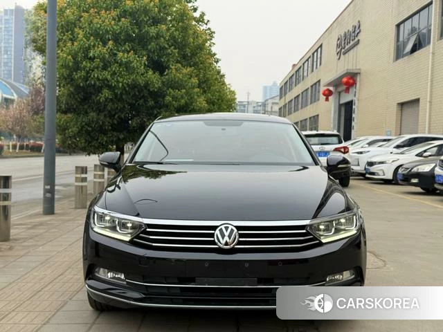Volkswagen Magotan 2019 Черный из Китая