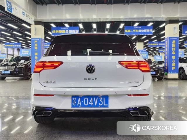 Volkswagen Golf 2021 Белый из Китая