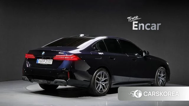 BMW 5 Series (G60) 2026 Черный из Кореи