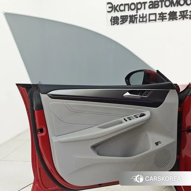 Volkswagen Lingdu 2022 Красный из Китая