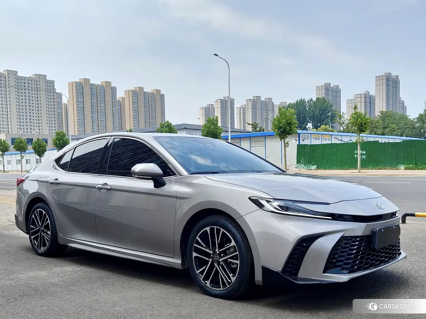 Toyota Camry 2025 Silver/gray из Китая