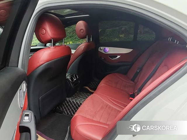 Mercedes-Benz Class C 2021 Белый из Китая