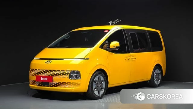 Hyundai Staria 2021 Желтый из Кореи