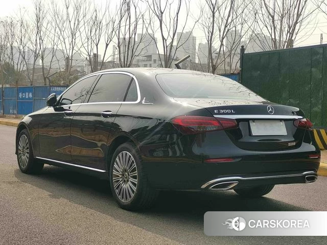 Mercedes-Benz E-class 2021 Черный из Китая
