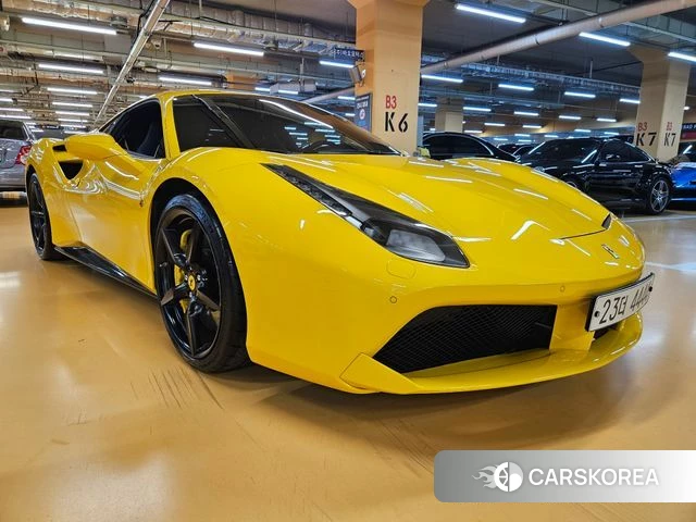 Ferrari 488 GTB 2018 Желтый из Кореи