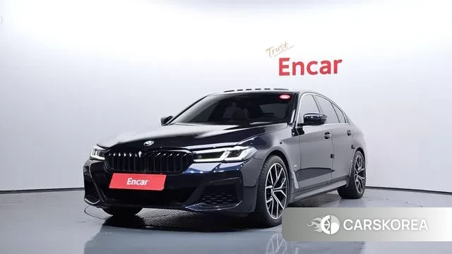 BMW 5 Series (G30) 2022 Черный из Кореи