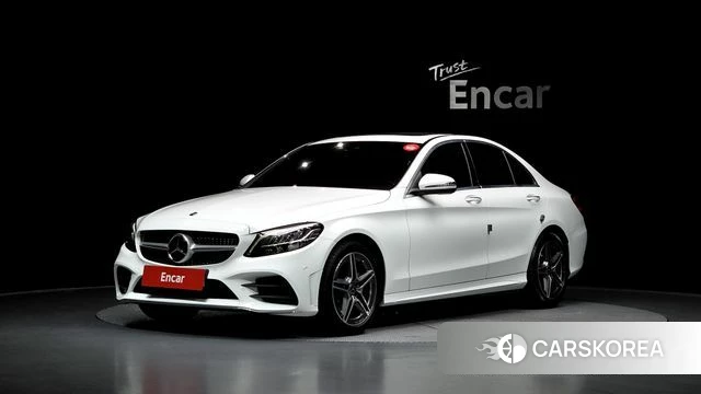 Mercedes-Benz C-Class W205 2021 Белый из Кореи