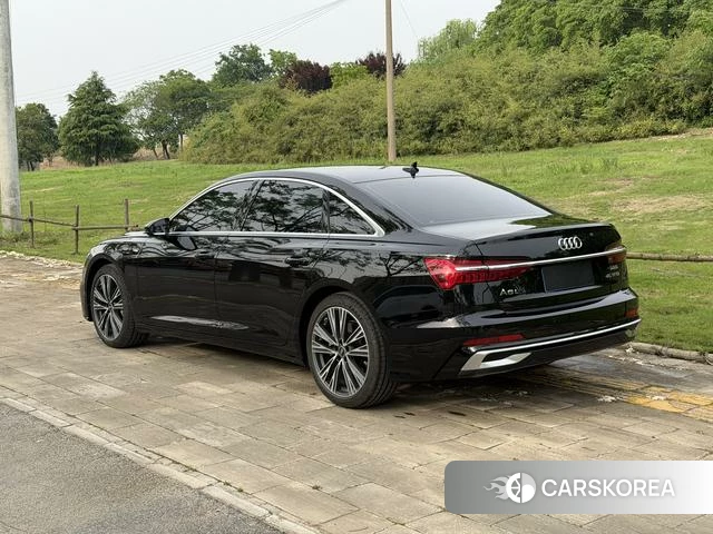 Audi A6L 2025 Черный из Китая