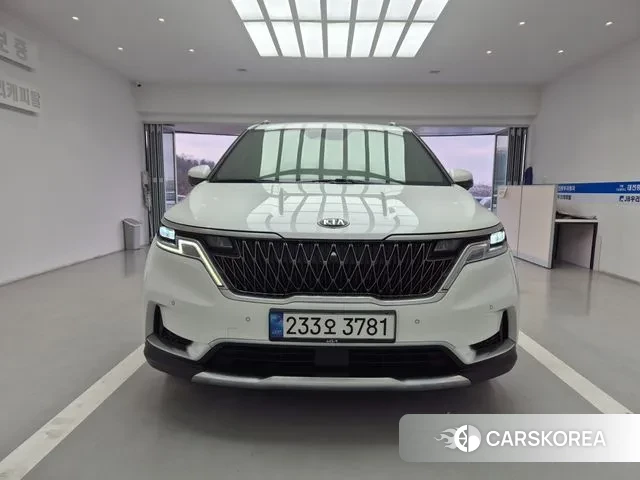 Kia Carnival 4th generation 2021 Белый из Кореи