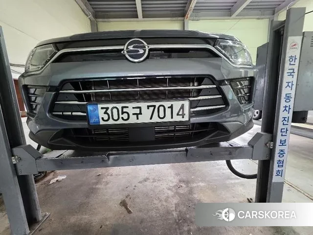 Ssangyong Beautiful Korando 2021 Серый из Кореи