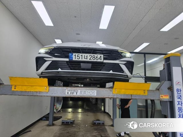Hyundai The New Avante (CN7) 2023 Белый из Кореи
