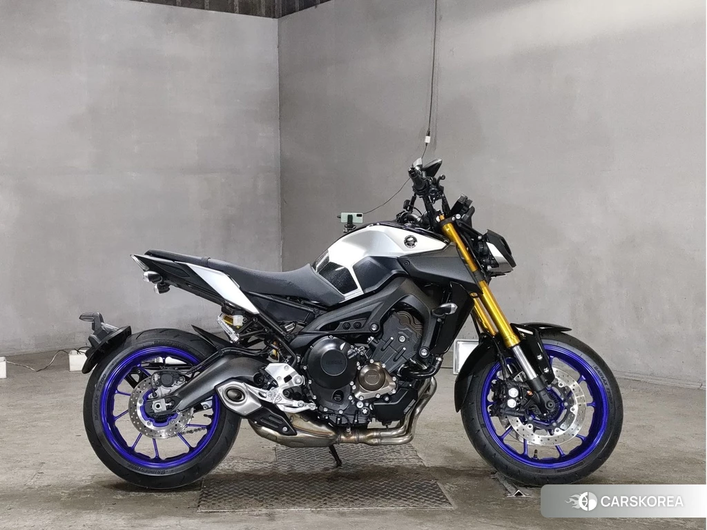 Проданный Yamaha MT-09 SP id 4165326 из Японии