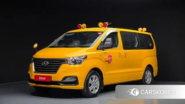 Hyundai The New Grand Starex 2019 Желтый из Кореи