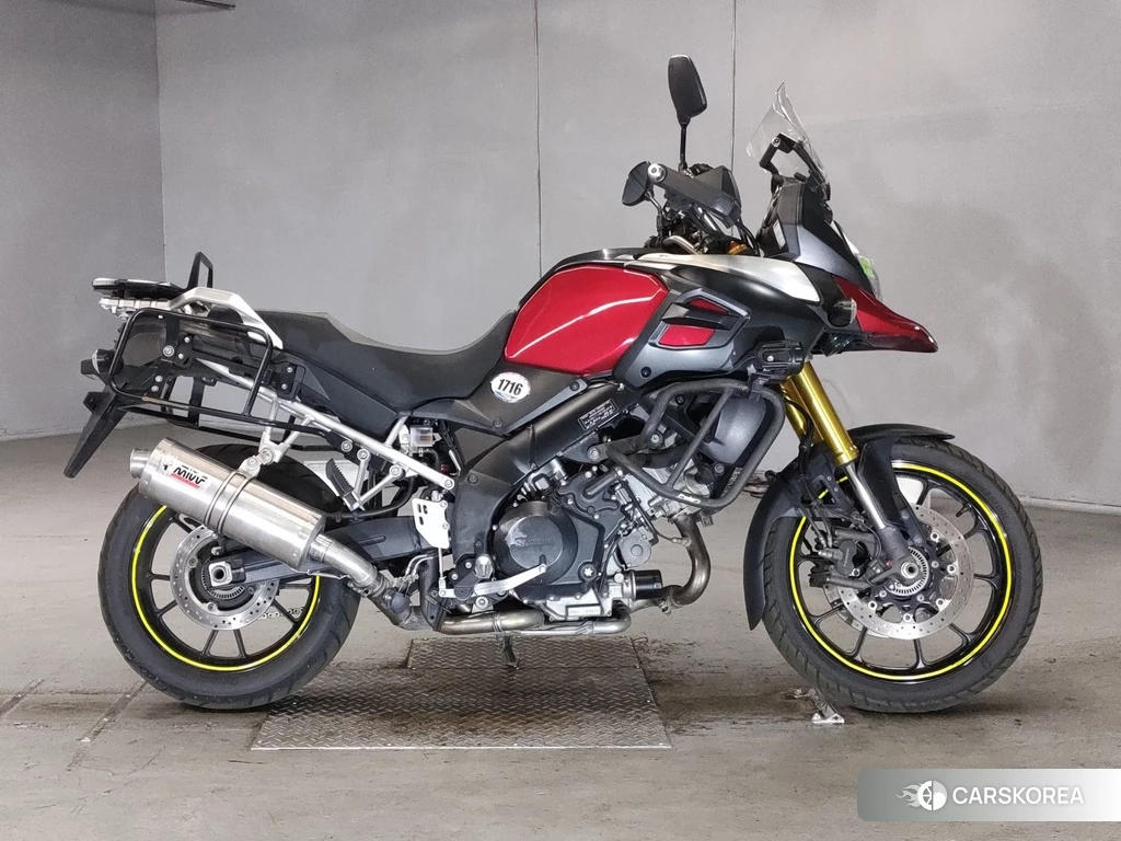 Проданный Suzuki V-STROM DL1000 2017 из Японии