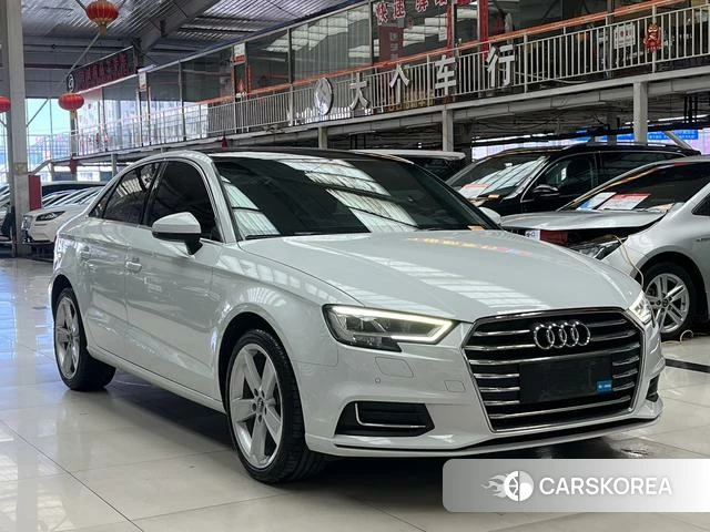 Audi A3 2020 Белый из Китая