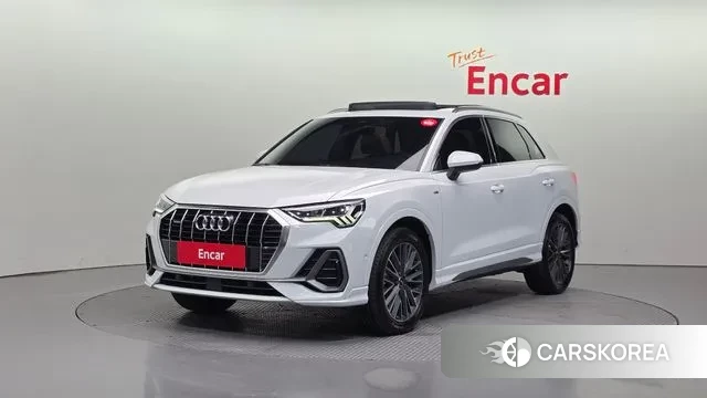 Audi Q3 (F3) 2022 Белый из Кореи