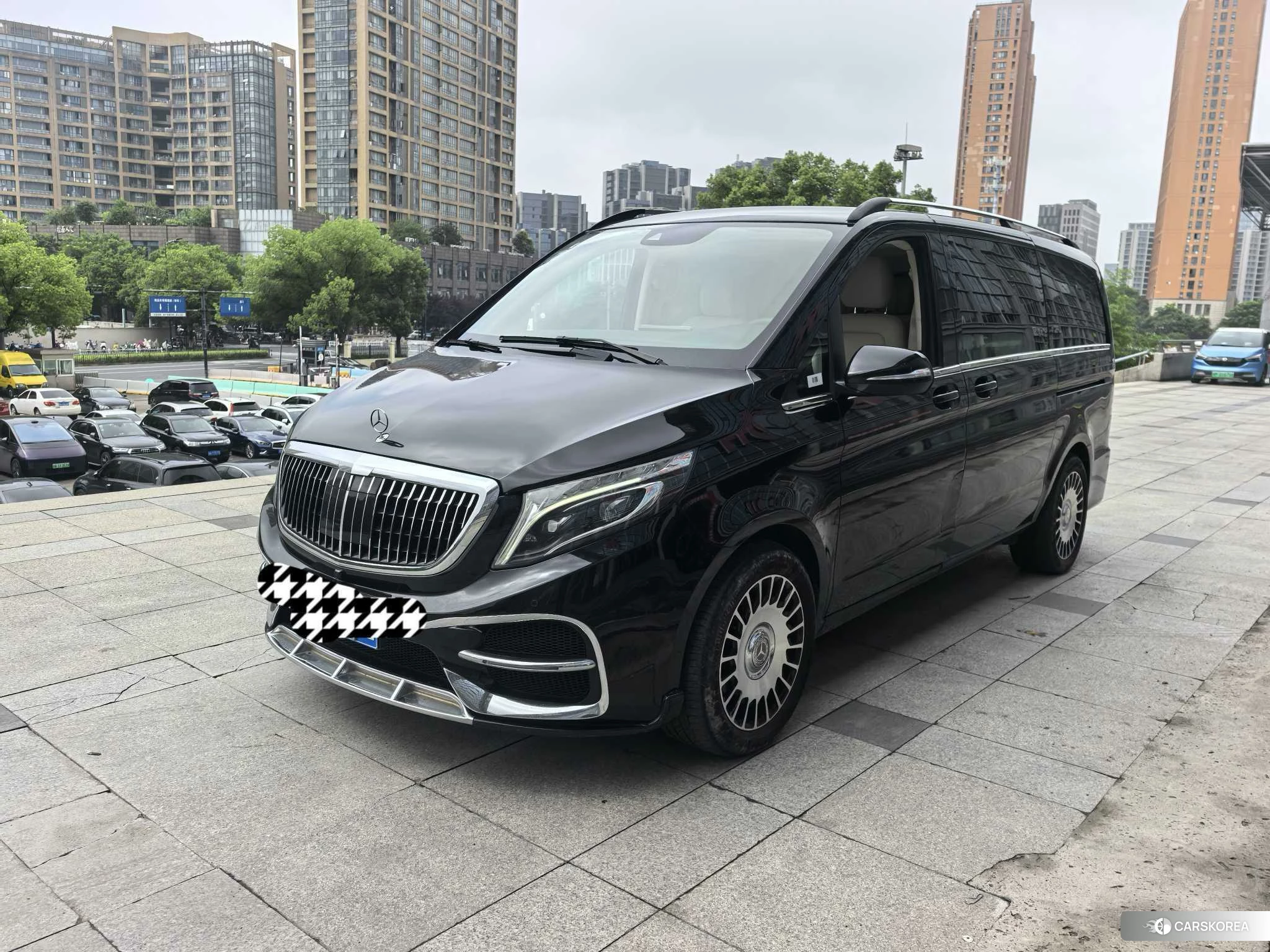 Mercedes-Benz V-class 2022 Черный из Китая