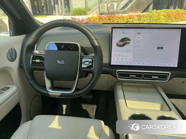 Ideal car Ideal L8 2023 Шампань из Китая