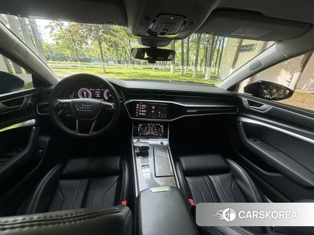 Audi A7 2022 Черный из Китая