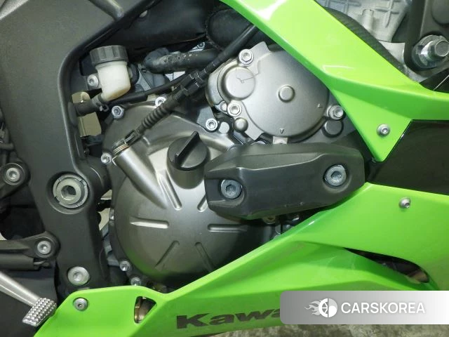 Engine photo