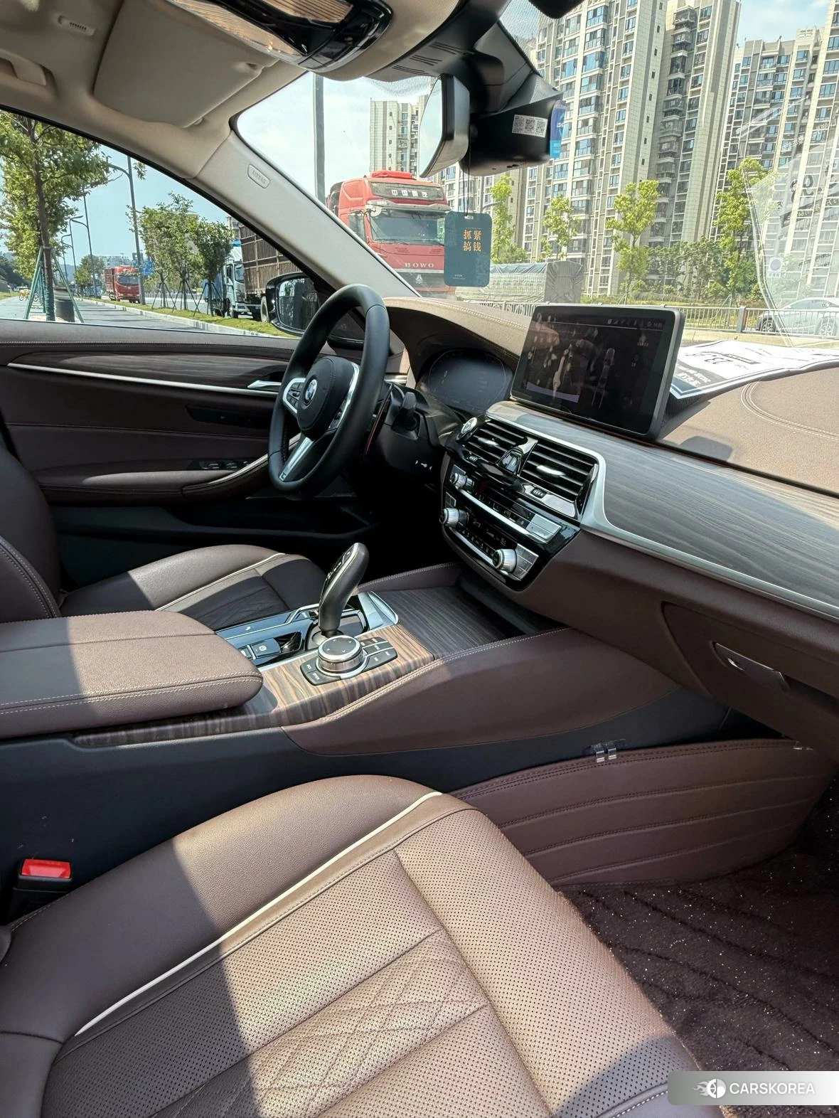 BMW 5 series 2022 Белый из Китая