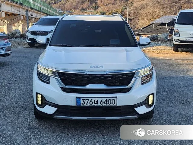 Kia Seltos 2021 Белый из Кореи