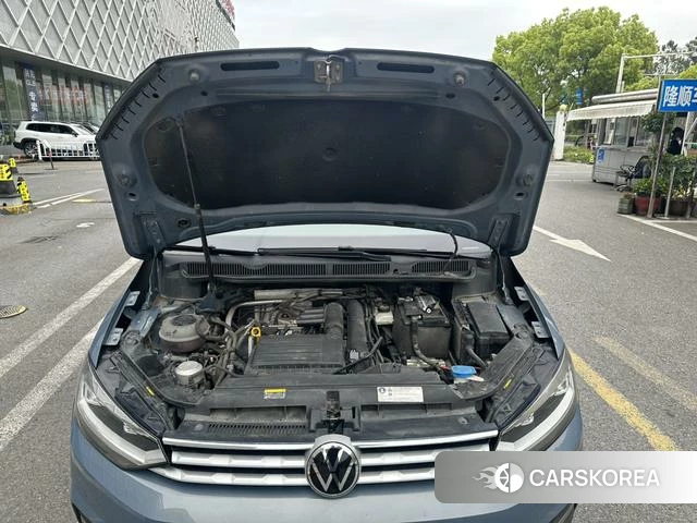 Volkswagen Touran L 2021 Синий из Китая