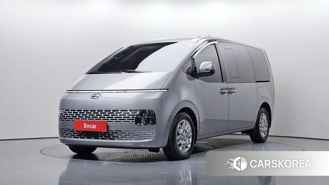 Hyundai Staria 2024 Серебряный из Кореи